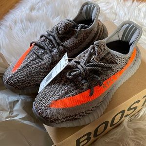 Yeezy Boost 350 V2 Adults